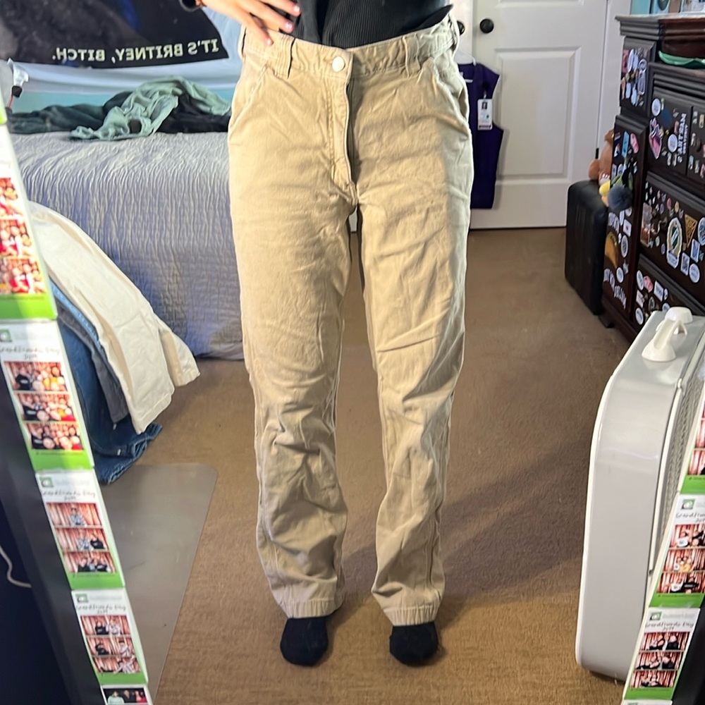 tan cargos